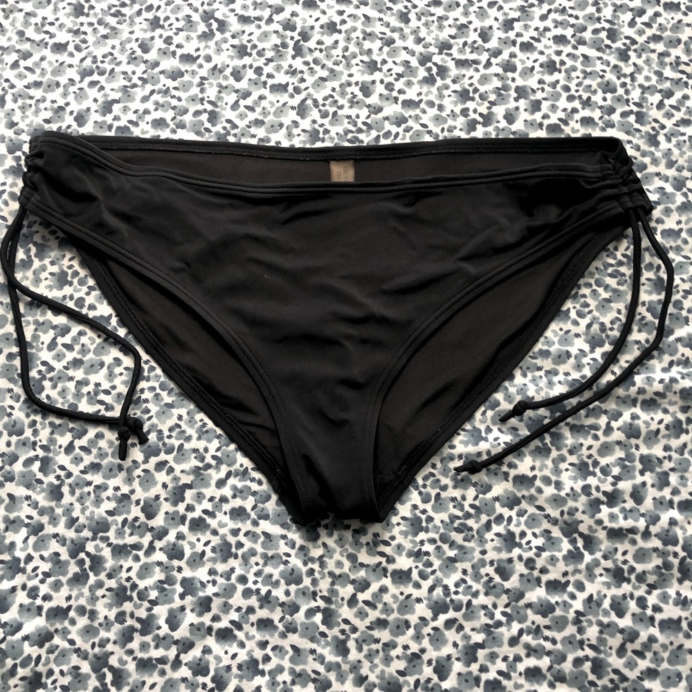 Victoria’s Secret bikini bottoms